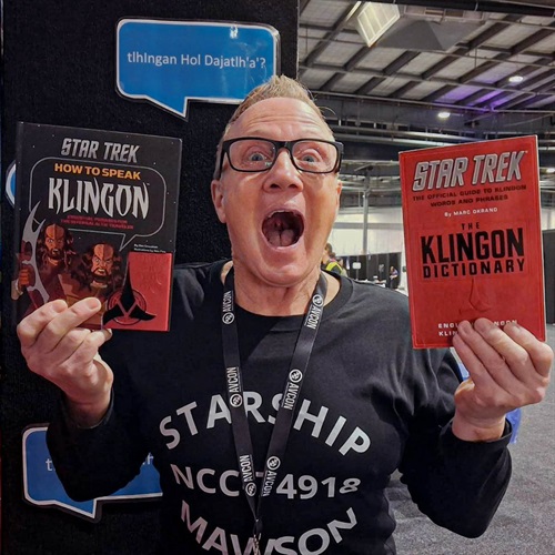 Cap26_Stuart-Blair_Learn-Klingon-through-Comics.jpg